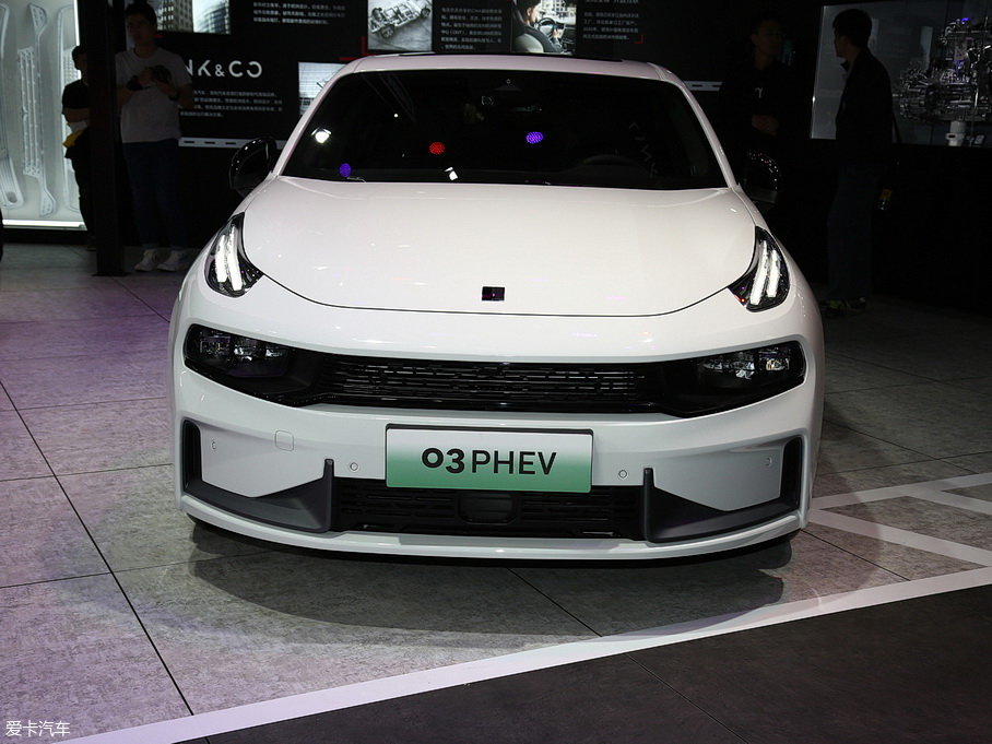 2019I03 PHEV 
