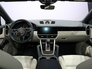 2020Cayenne Coupe Ϻ܇չ