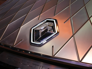 2019EZ-ULTIMO Ϻ܇չ