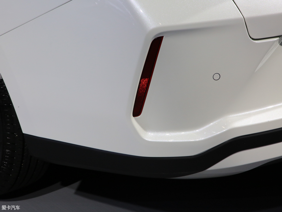 2019���D60EV 