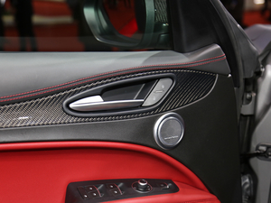 2019Stelvio˹̹S Ϻ܇չ