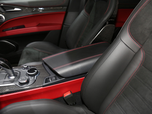 2019Stelvio˹̹S Ϻ܇չ