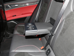 2019Stelvio˹̹S Ϻ܇չ