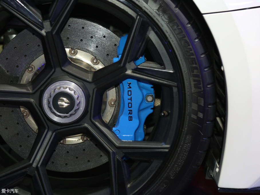 2015Lykan HyperSport 