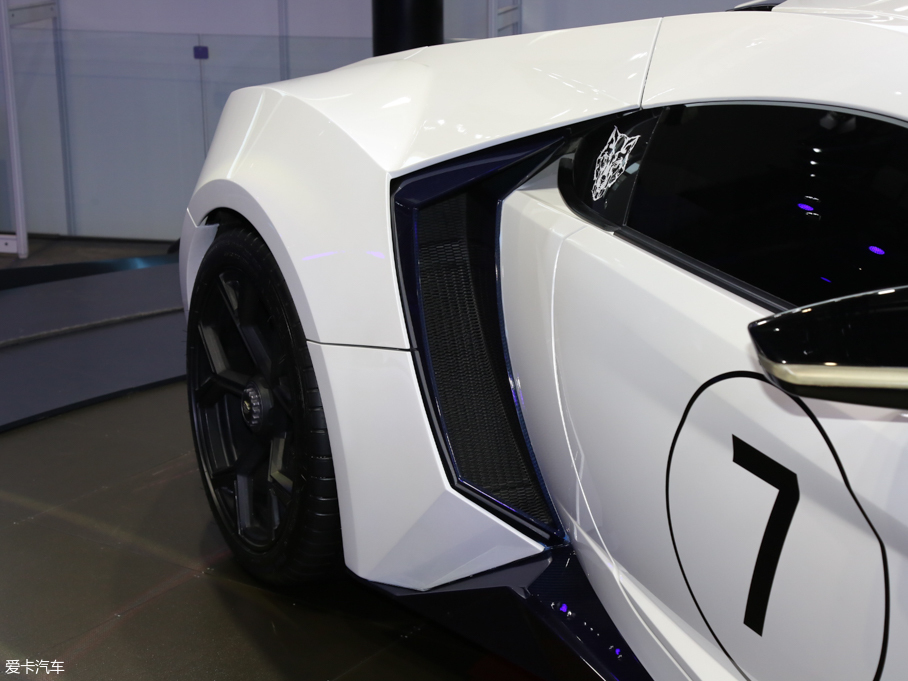2015Lykan HyperSport 