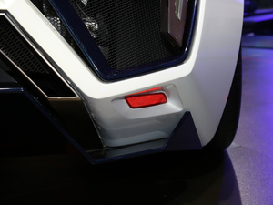 2015Lykan HyperSport Ϻ܇(ch)չ