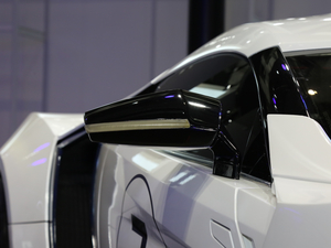 2015Lykan HyperSport Ϻ܇(ch)չ