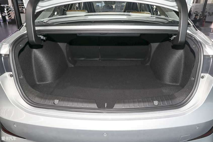 2019成都車展靜評 廣汽豐田純電轎車iA5