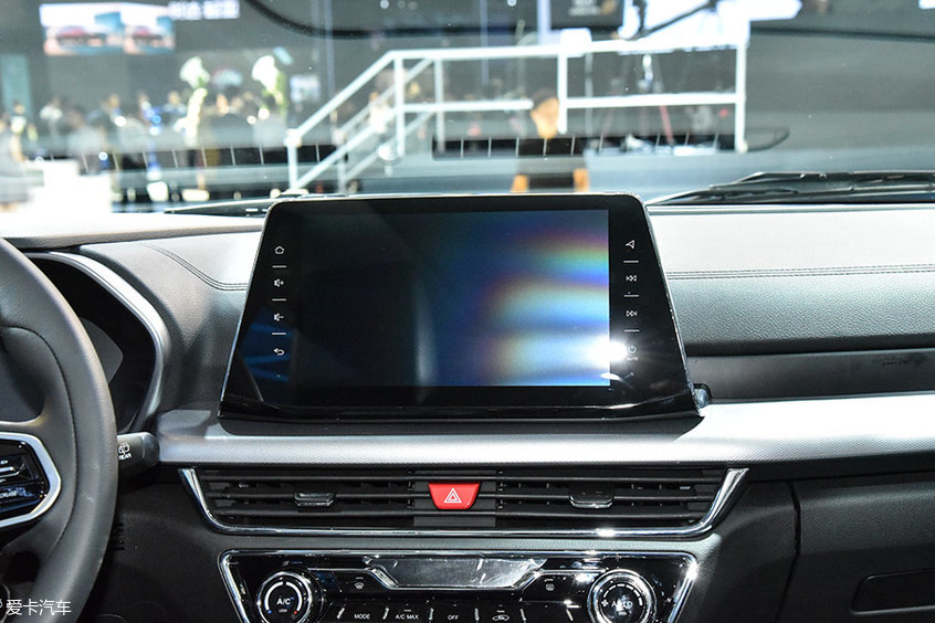 東南DX5靜態(tài)評測