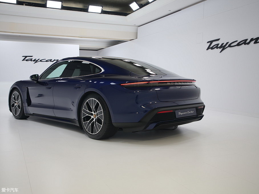 2019Taycan 