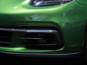 2019Turbo S E-Hybrid Ϻ܇չ