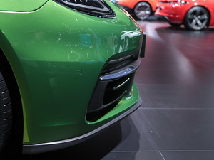 2019Turbo S E-Hybrid Ϻ܇չ