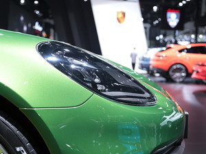 2019Turbo S E-Hybrid Ϻ܇չ