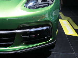 2019Turbo S E-Hybrid Ϻ܇չ