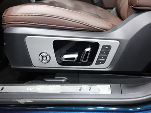 2020κ VV7-PHEV Ϻ܇չ