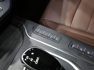 2020κ VV7-PHEV Ϻ܇չ