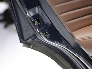 2020κ VV7-PHEV Ϻ܇չ