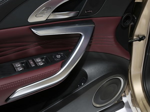 2020κ VV7 GT-PHEV Ϻ܇չ