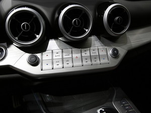 2020κ VV7 GT-PHEV Ϻ܇չ