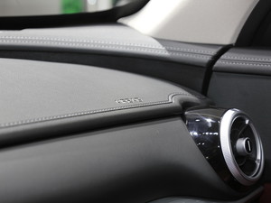 2020κ VV7 GT-PHEV Ϻ܇չ