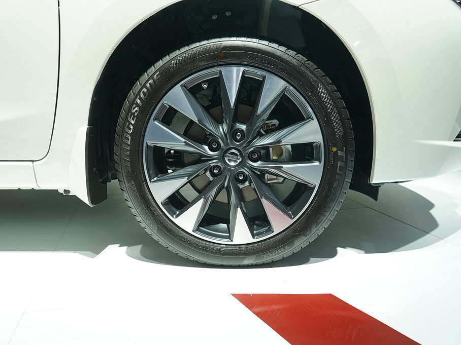 2019LANNIA {(ln)B(nio) 