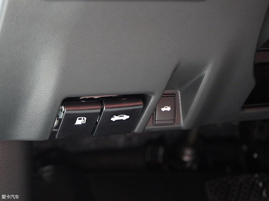 2019LANNIA {(ln)B(nio) 