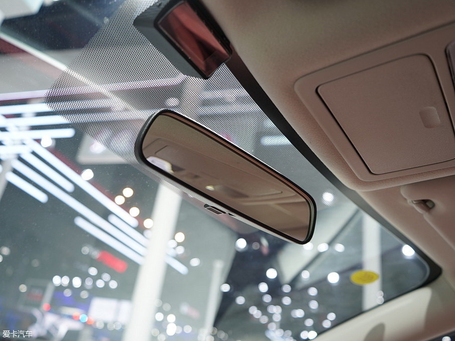 2019LANNIA {(ln)B(nio) 