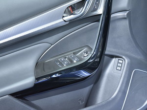 2019L(fng)AX7 PHEV Ϻ܇չ