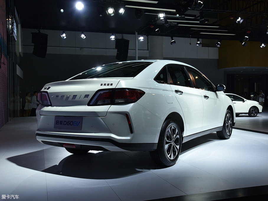 2019���D60EV 