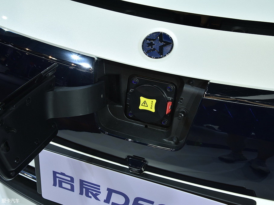 2019���D60EV 