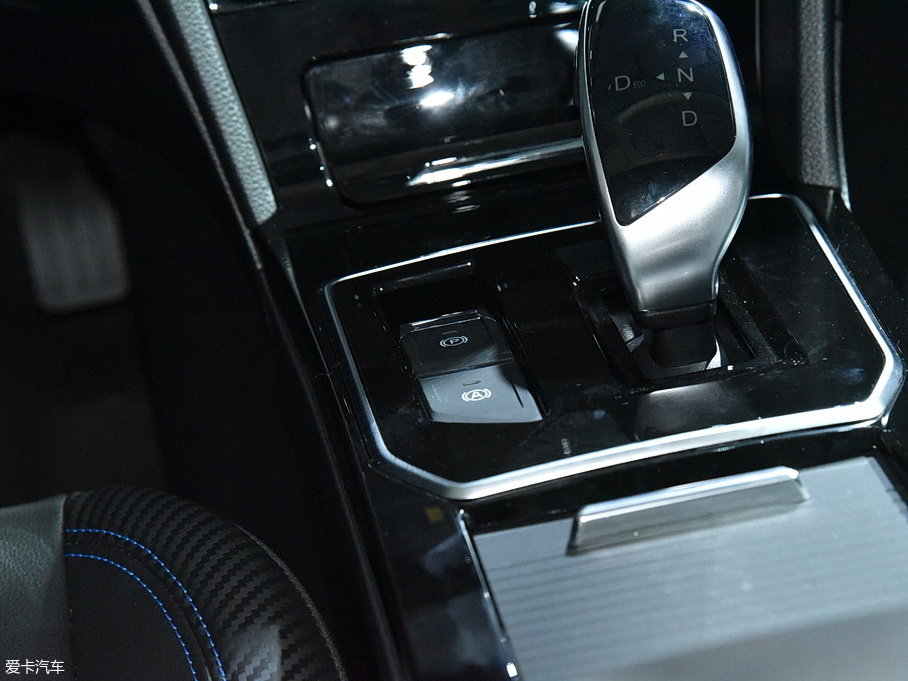 2019���D60EV 