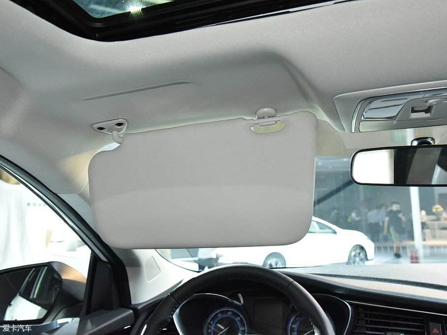 2019���D60EV 