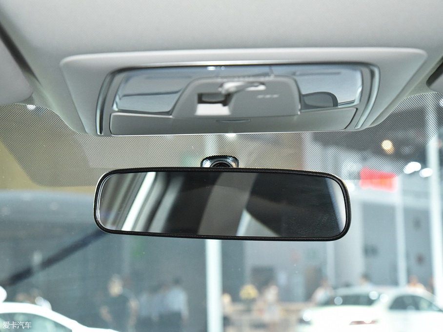 2019���D60EV 