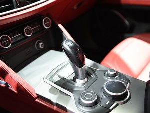 2019Stelvio˹̹S Ϻ܇չ