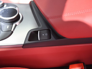 2019Stelvio˹̹S Ϻ܇չ