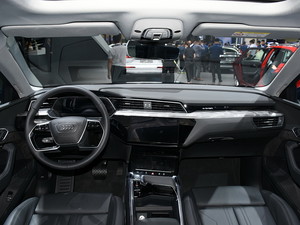 2020?yun)We-tron(M(jn)) Ϻ܇չ