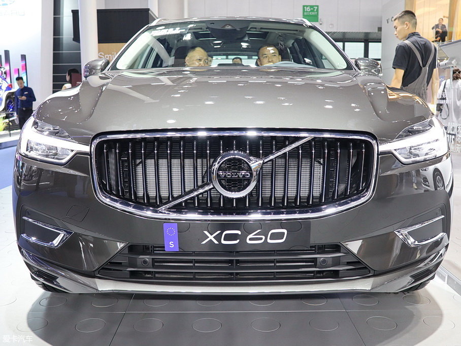 2020֠XC60 
