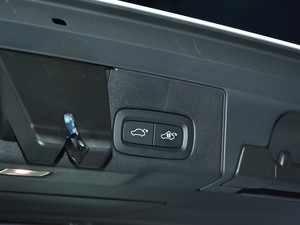 2020֠XC60 Ϻ܇(ch)չ