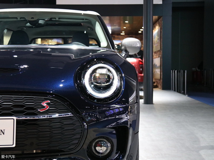 2019MINI CLUBMAN 