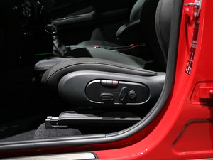 2019MINI COUNTRYMAN Ϻ܇չ