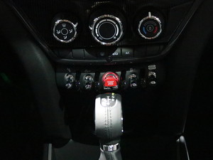 2019MINI COUNTRYMAN Ϻ܇չ