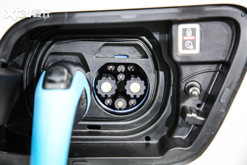 東風(fēng)標(biāo)致全新一代2008/e2008