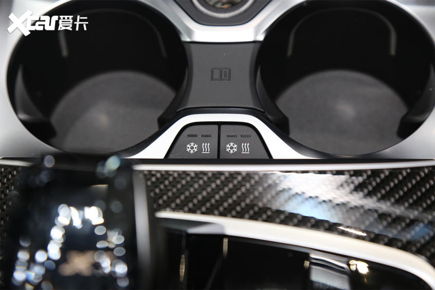 全新寶馬X6靜態評測