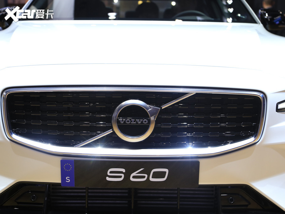 2020֠S60 