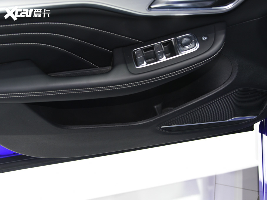 2018��s�� MARVEL X 