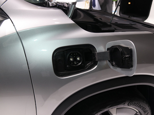 2020ͨMAXUS  EUNIQ 6 Ϻ܇չ