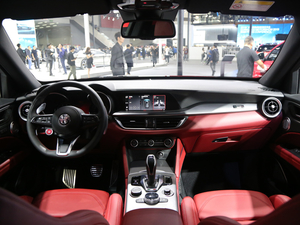 2020Stelvio˹̹S Ϻ܇չ