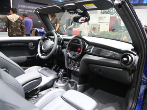 2018MINI CABRIO Ϻ܇(ch)չ