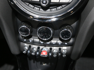 2018MINI CABRIO Ϻ܇չ