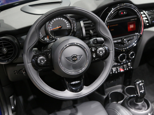 2018MINI CABRIO Ϻ܇չ